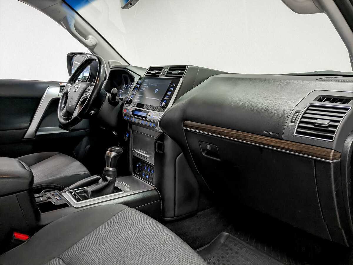 Toyota Land Cruiser Prado, 2021 Фото №11