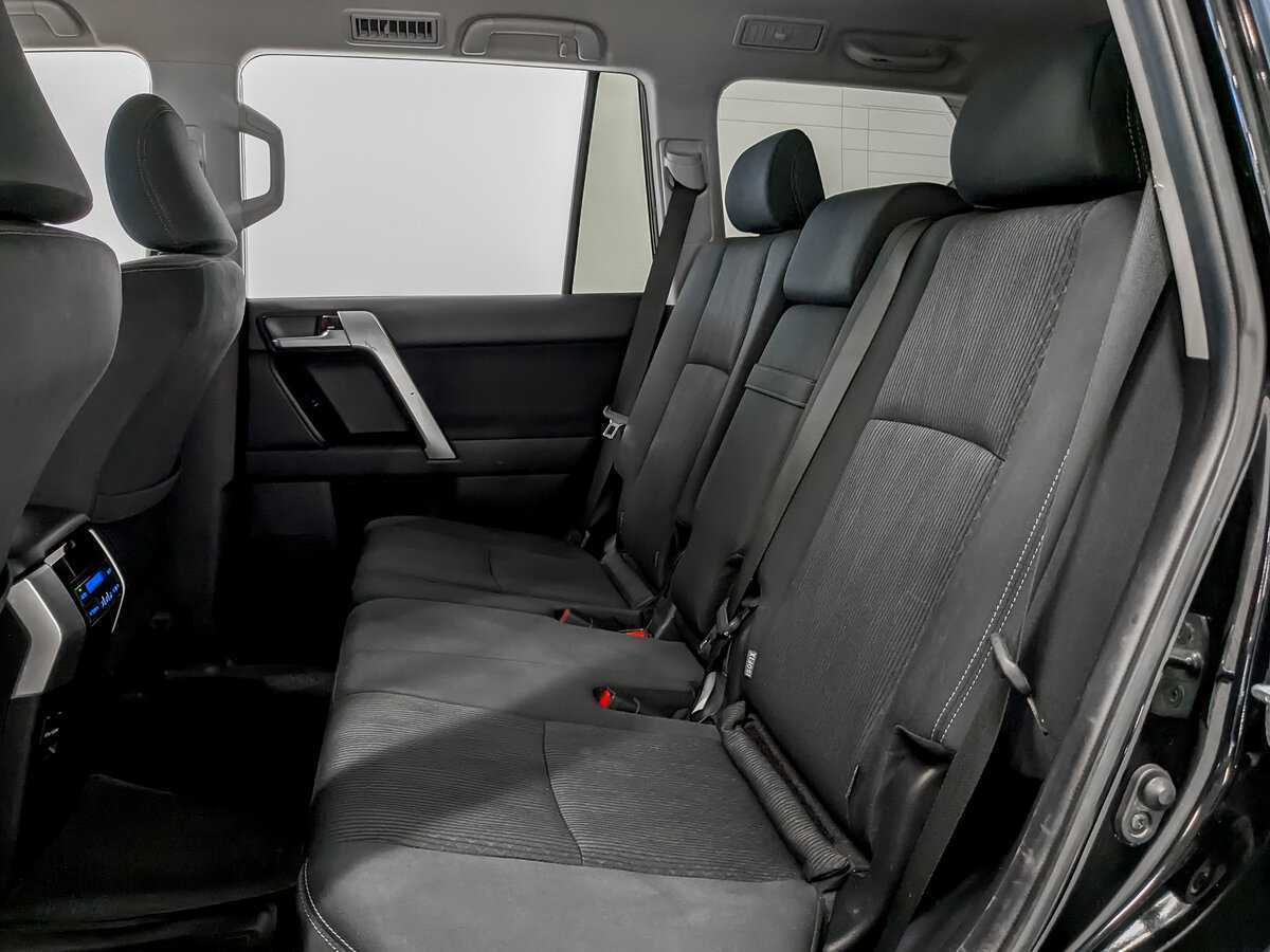 Toyota Land Cruiser Prado, 2021 Фото №12