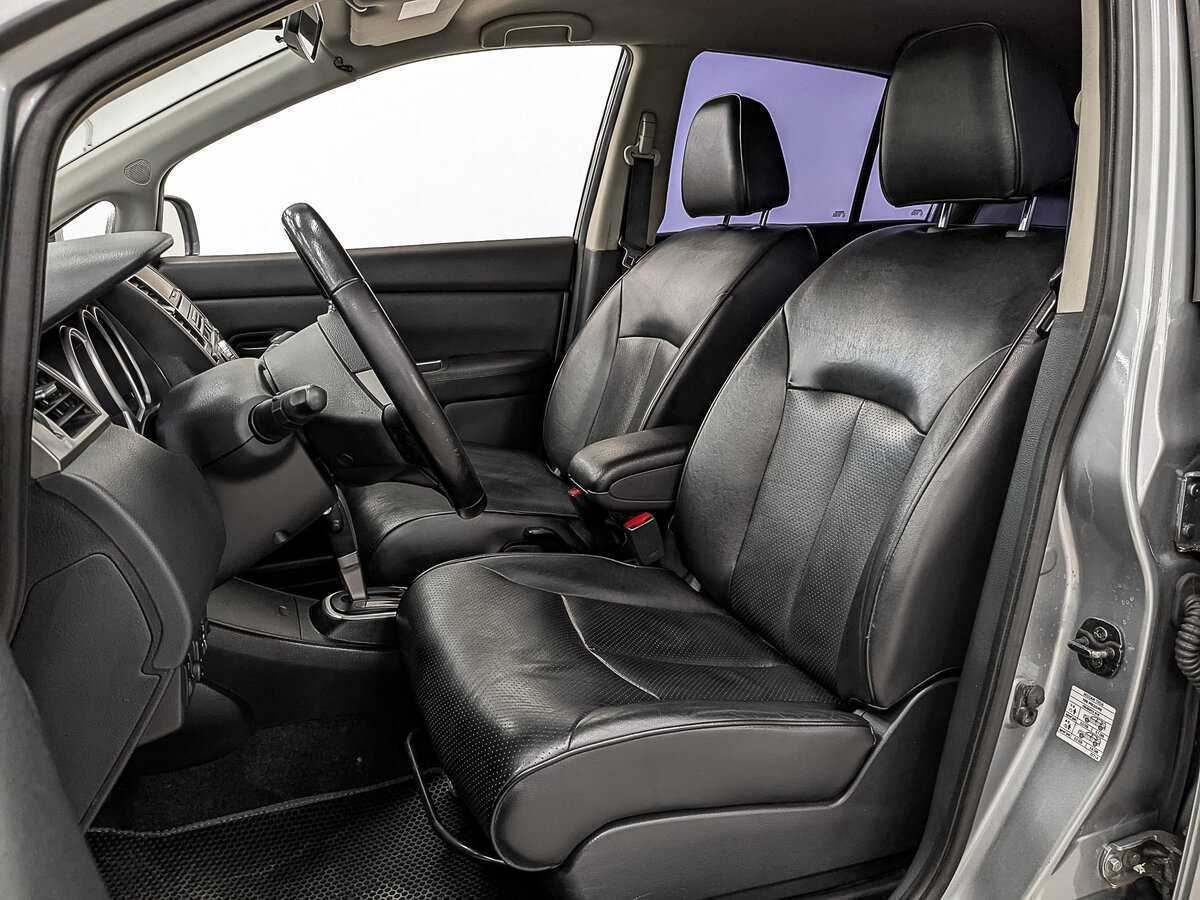 Nissan Tiida, 2008 Фото №19