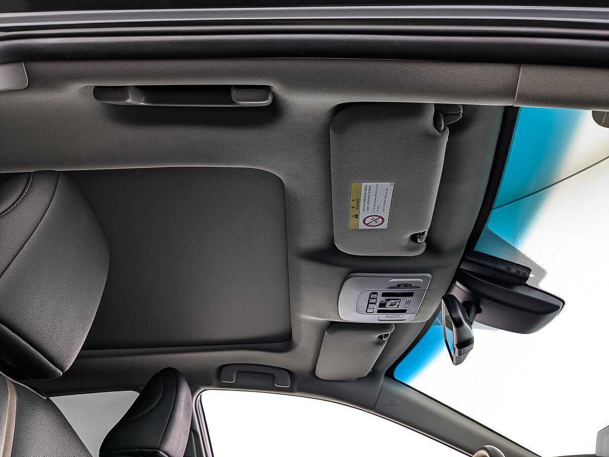 Toyota Camry, 2023 Фото №23