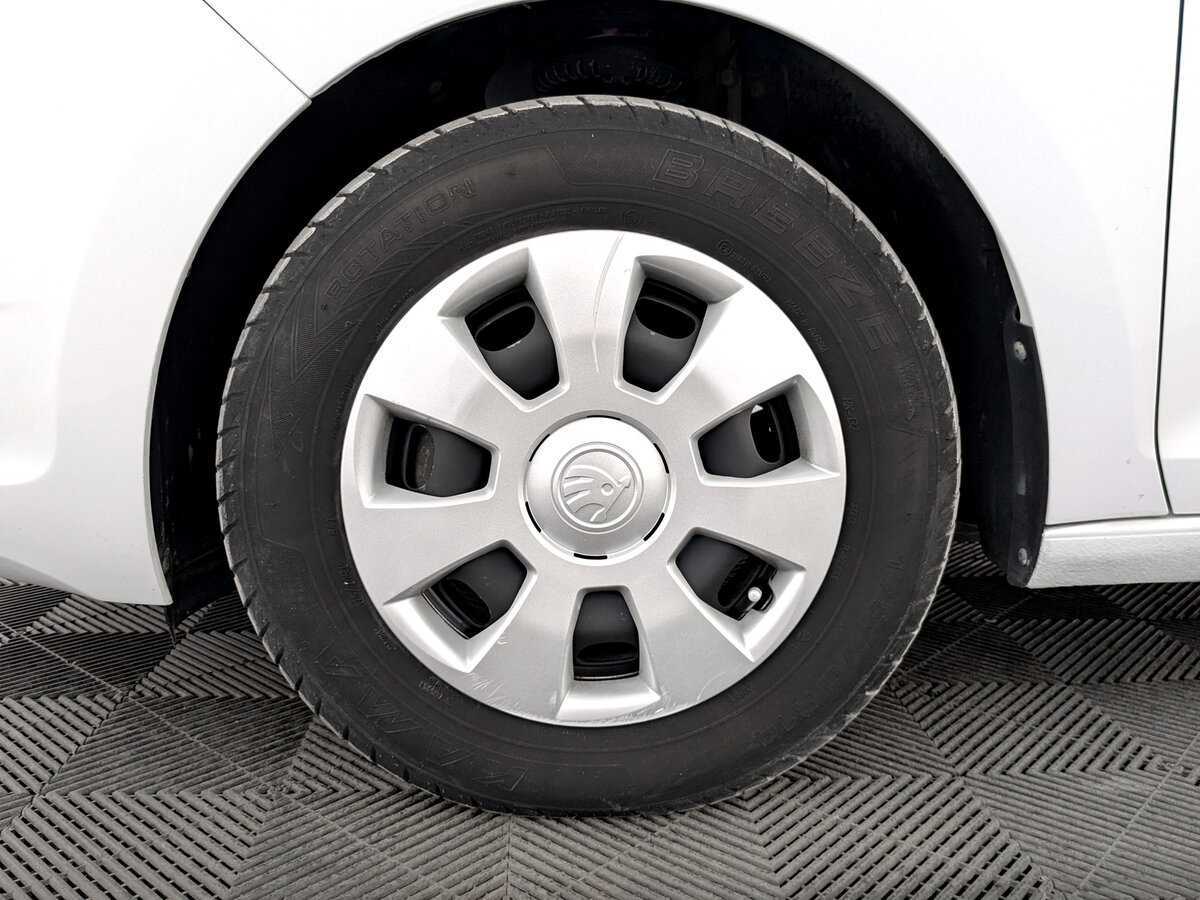 Skoda Rapid, 2017 Фото №18