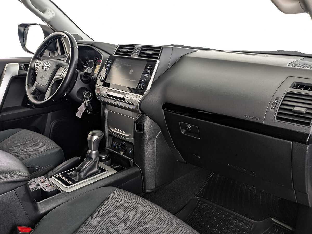 Toyota Land Cruiser Prado, 2021 Фото №11