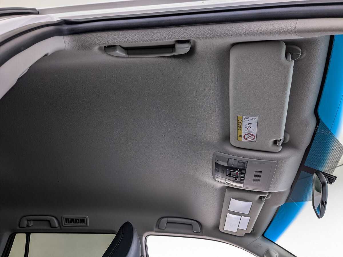 Toyota Land Cruiser Prado, 2021 Фото №20