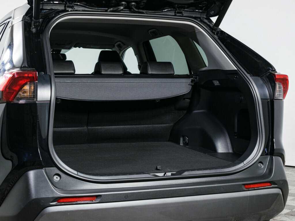 Toyota RAV4, 2021 - 64 000 км. | Фото №7