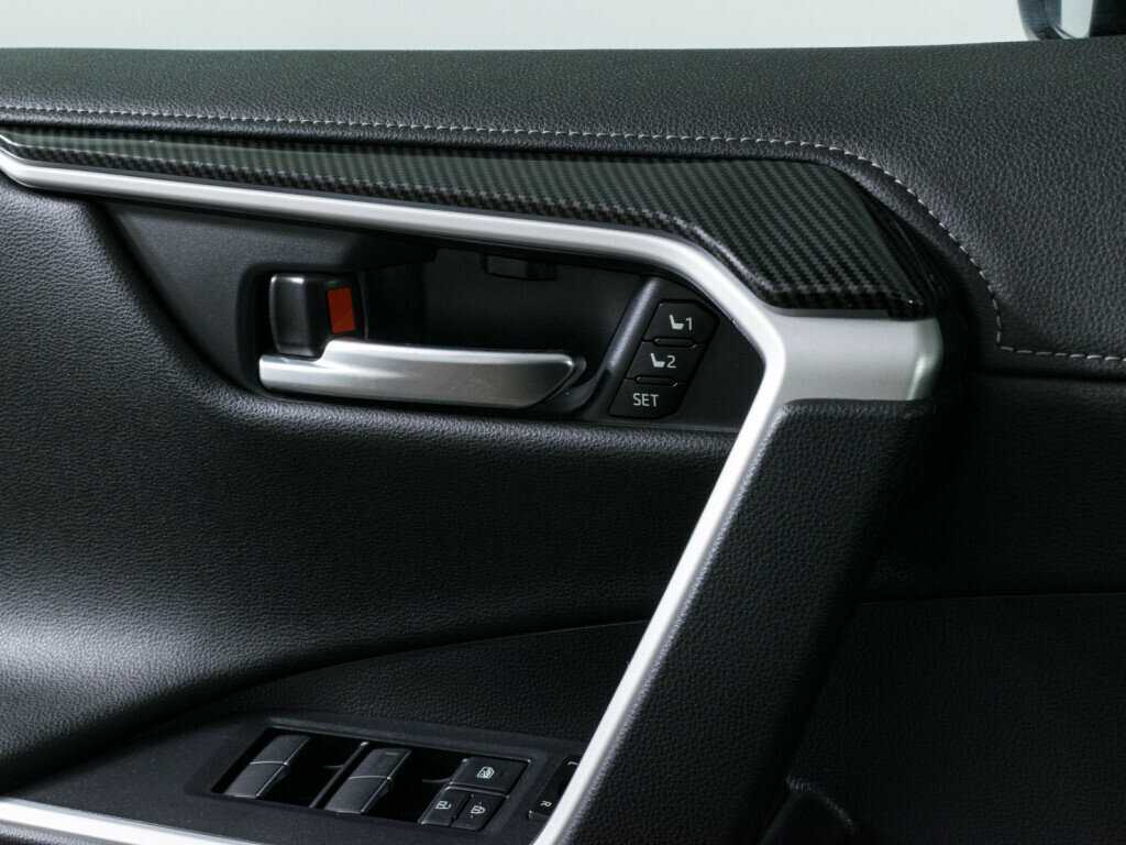 Toyota RAV4, 2021 Фото №19