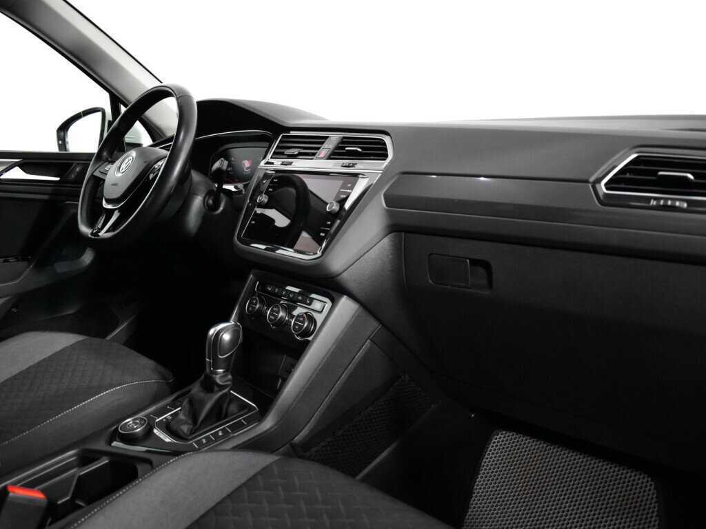 Volkswagen Tiguan, 2019 Фото №9