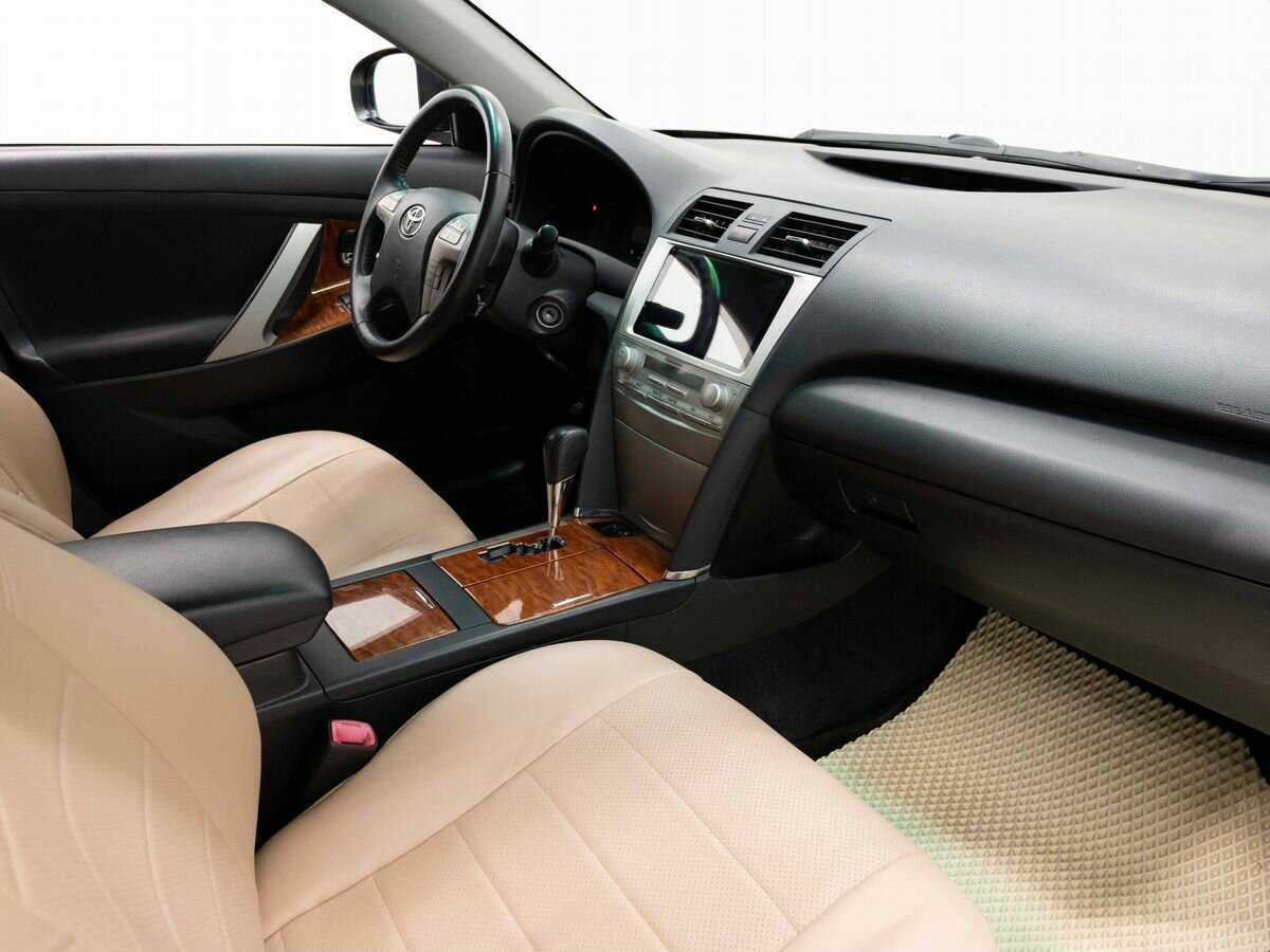 Toyota Camry, 2010 Фото №11