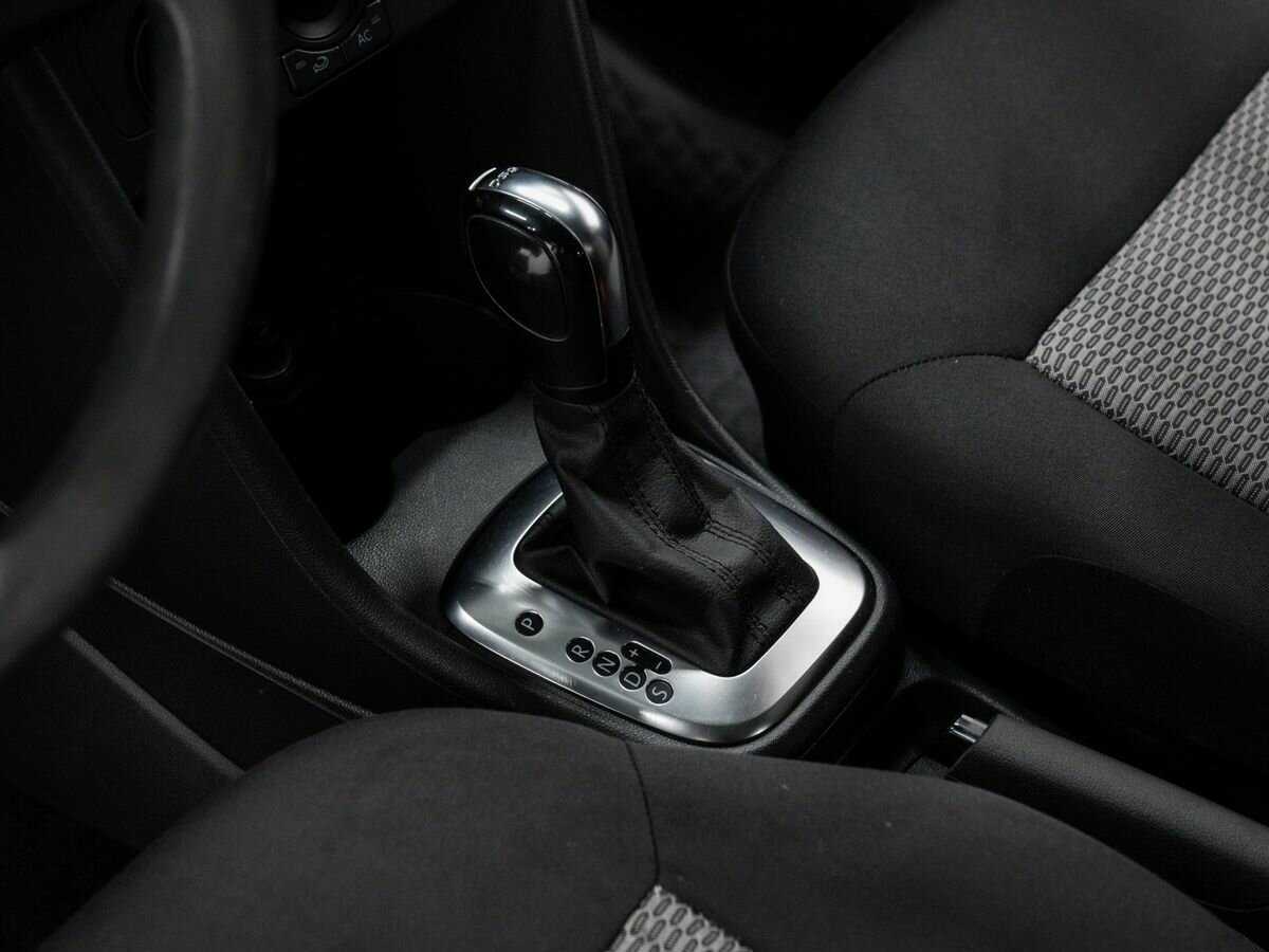 Volkswagen Polo, 2011 Фото №17