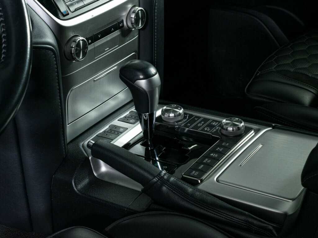 Toyota Land Cruiser, 2019 Фото №17