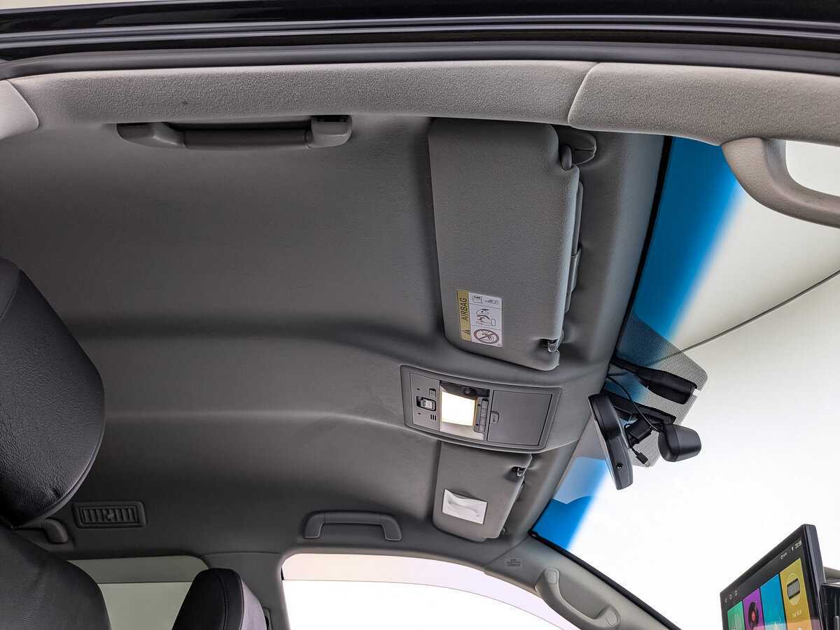 Toyota Land Cruiser, 2020 Фото №21