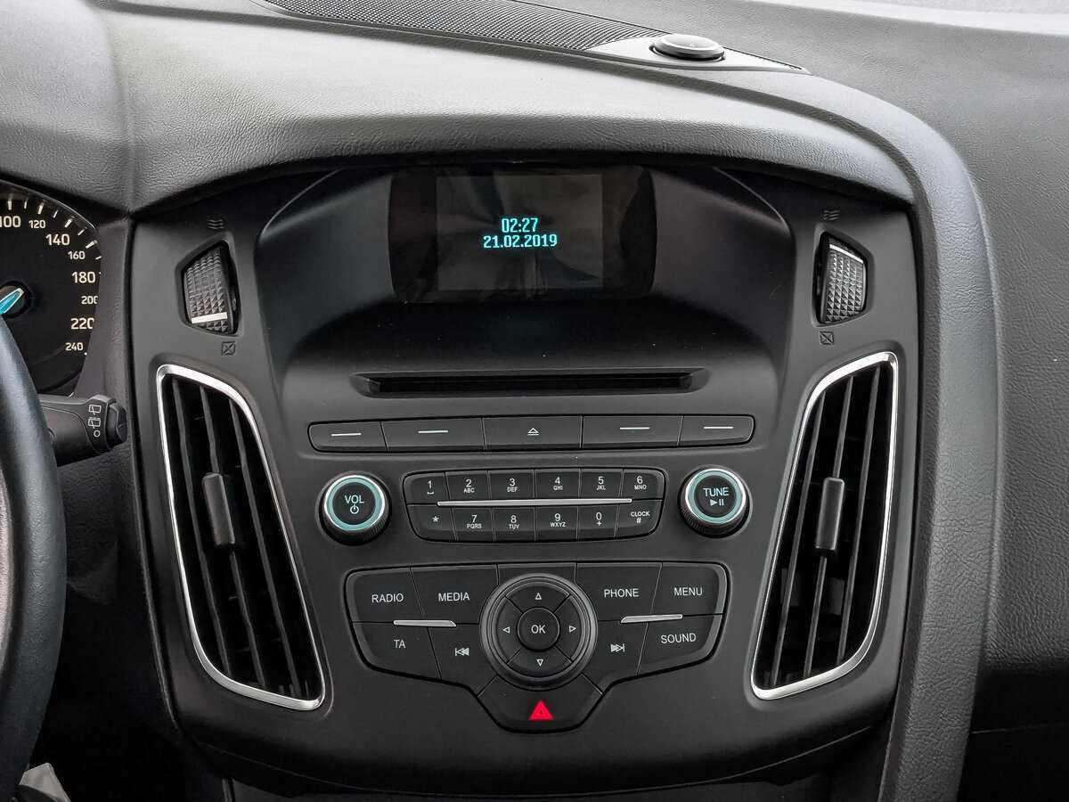Ford Focus, 2019 Фото №16