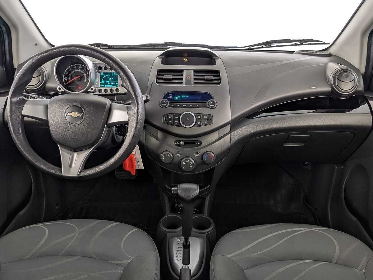 Chevrolet Spark, 2011 Фото №14
