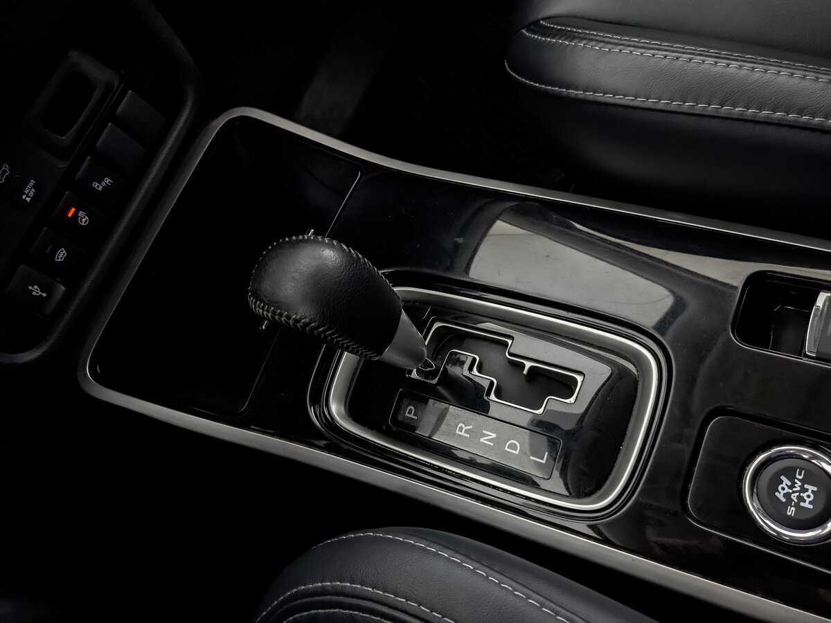 Mitsubishi Outlander, 2021 Фото №25