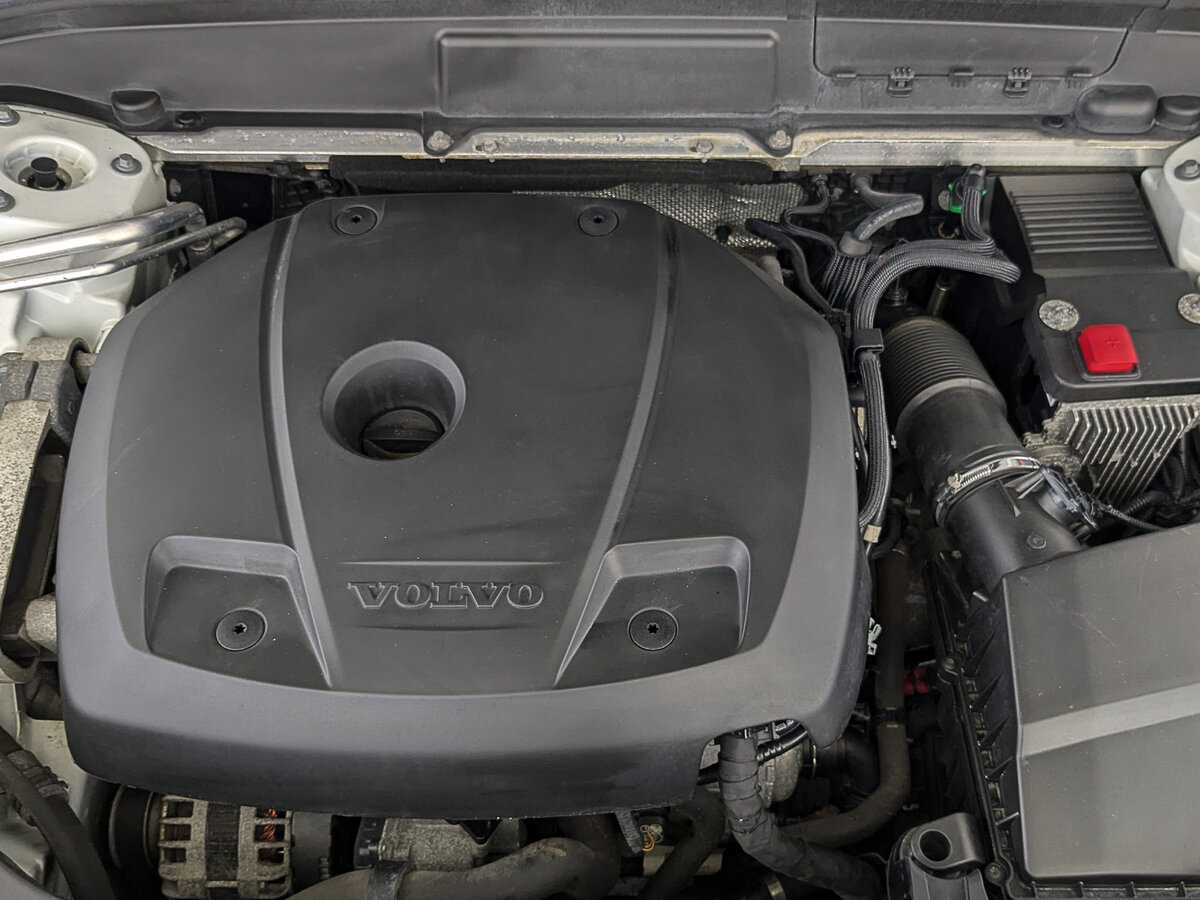 Volvo XC60, 2019 Фото №9