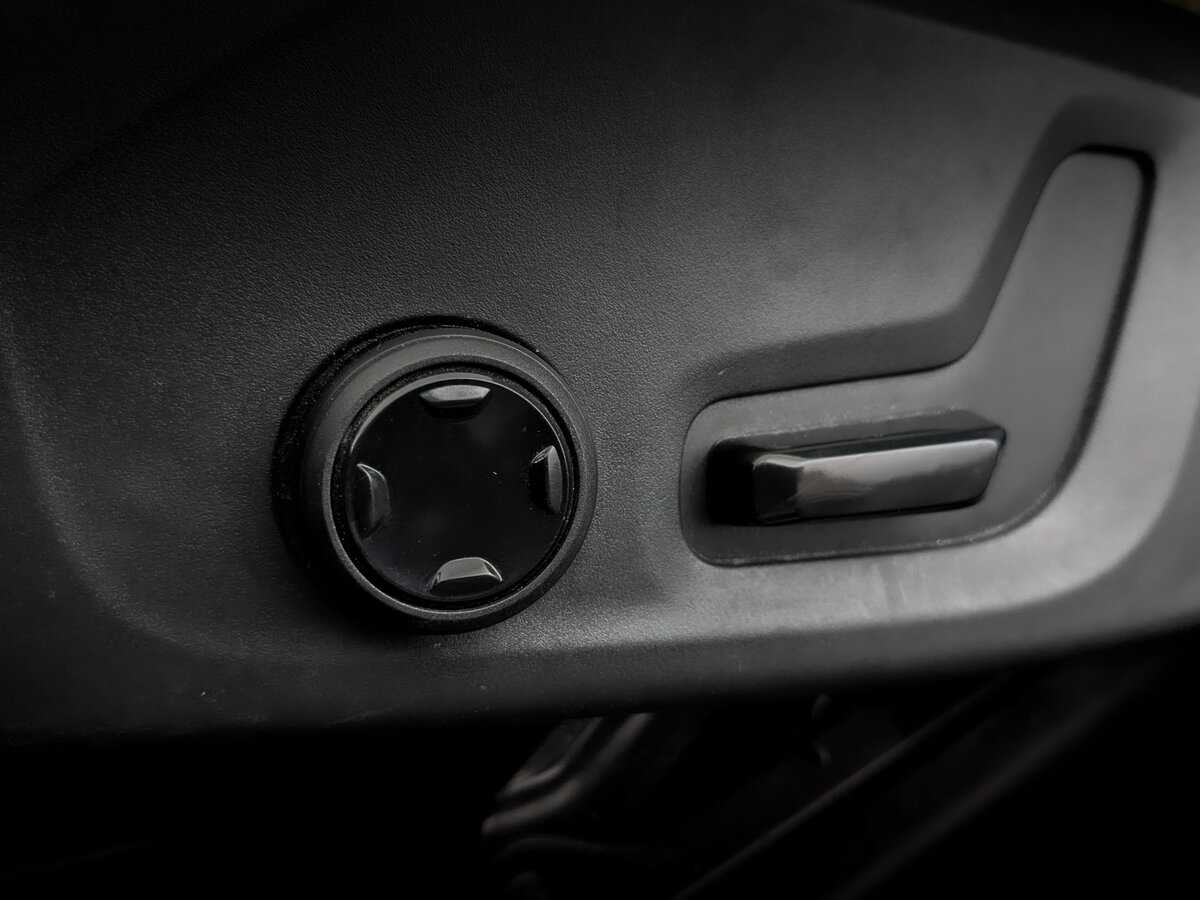 Volvo XC60, 2018 Фото №19
