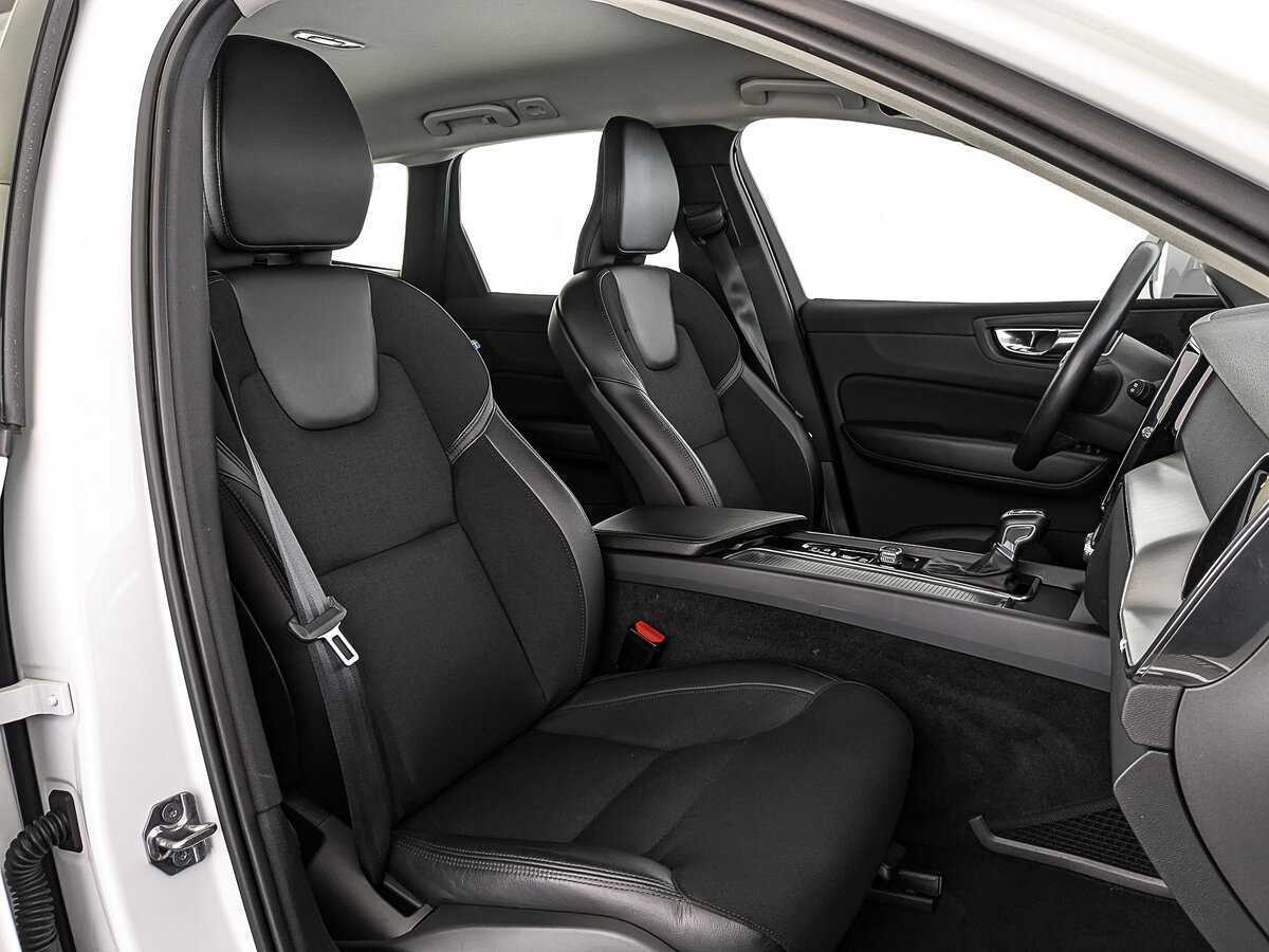 Volvo XC60, 2019 Фото №23