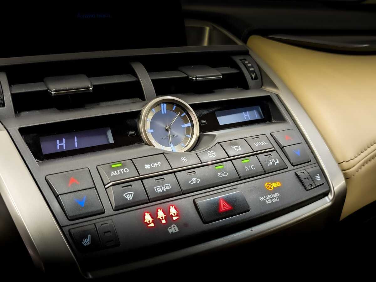 Lexus NX 200, 2016 Фото №24