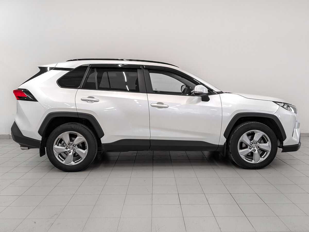 Toyota RAV4, 2021 - 36 000 км. | Фото №4