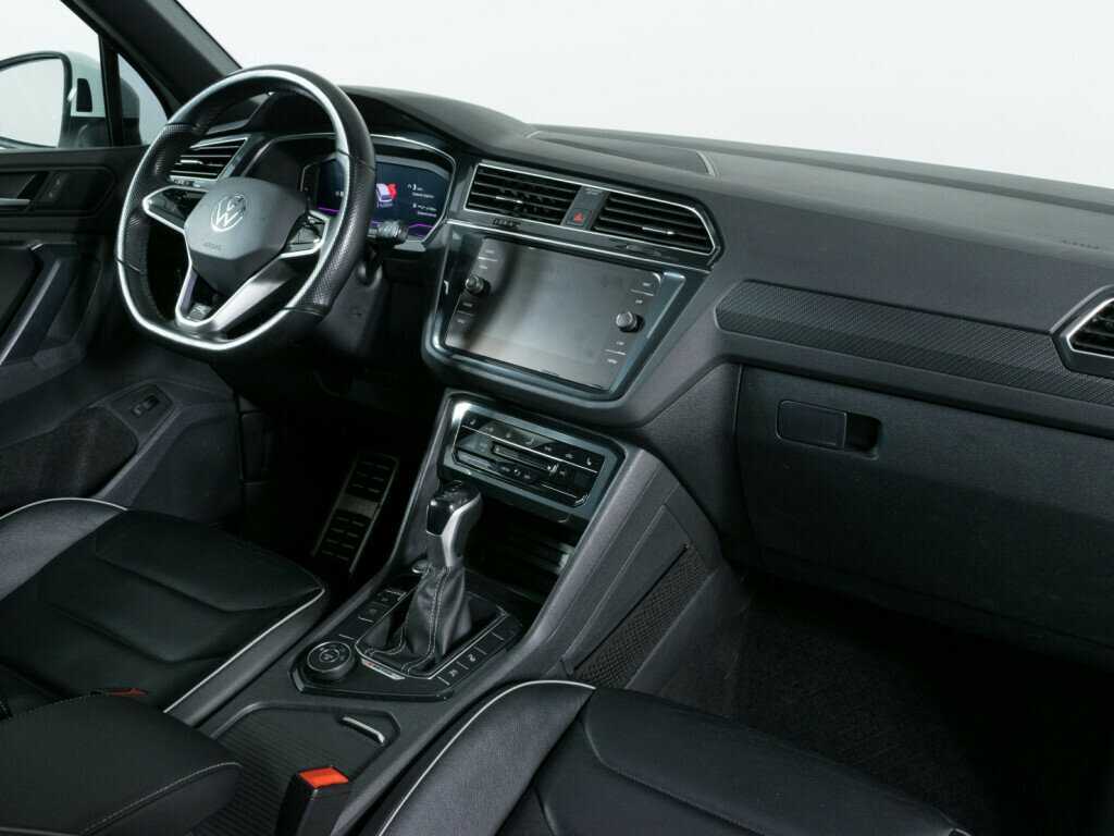 Volkswagen Tiguan, 2021 Фото №9