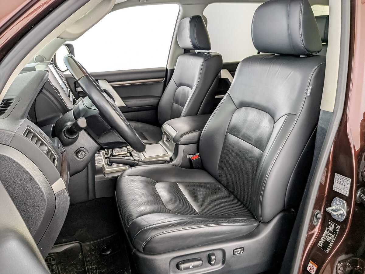 Toyota Land Cruiser, 2018 Фото №20