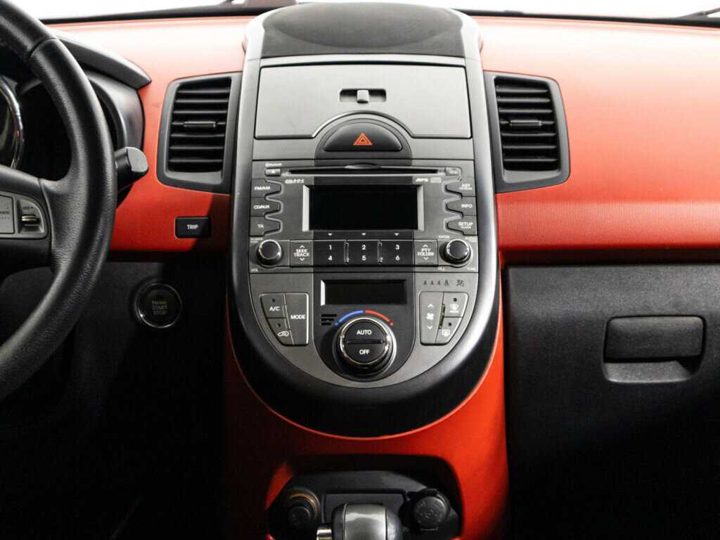 Kia Soul, 2010 Фото №14