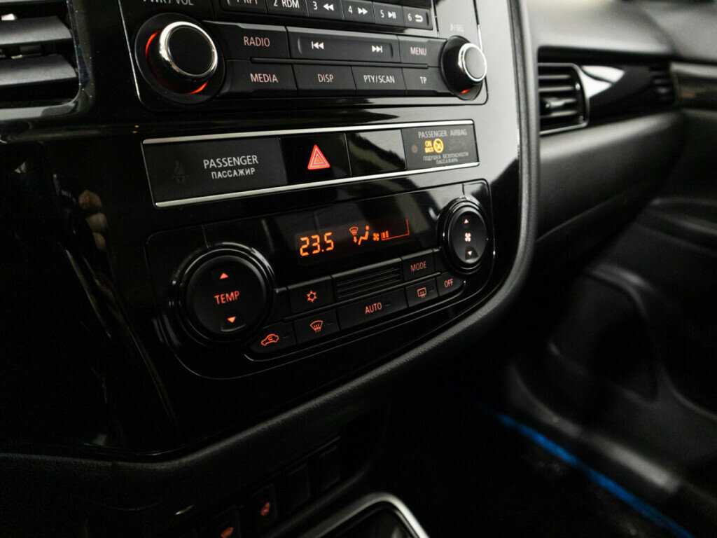 Mitsubishi Outlander, 2019 Фото №15