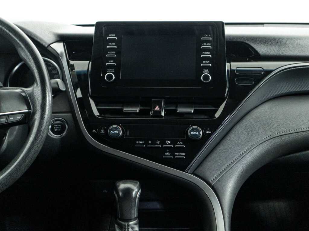 Toyota Camry, 2021 Фото №14