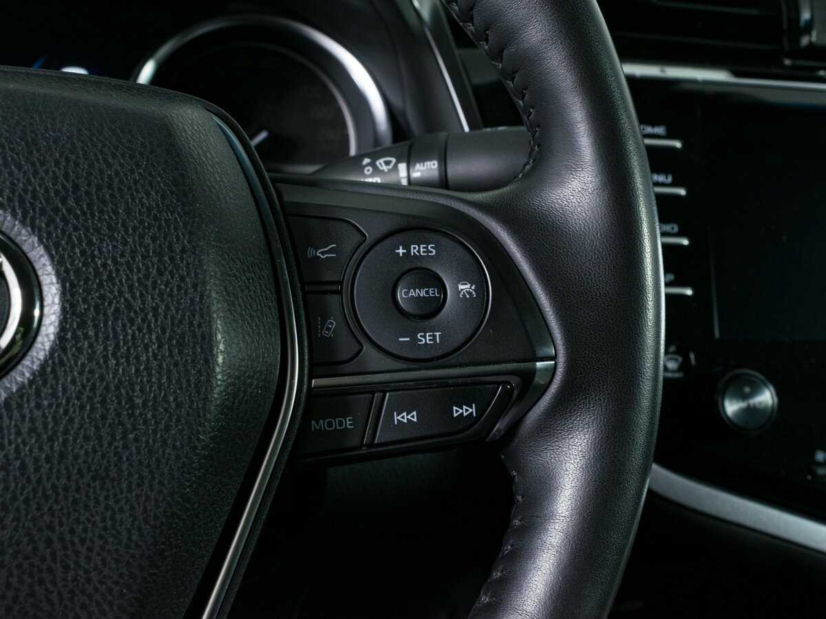 Toyota Camry, 2018 Фото №14