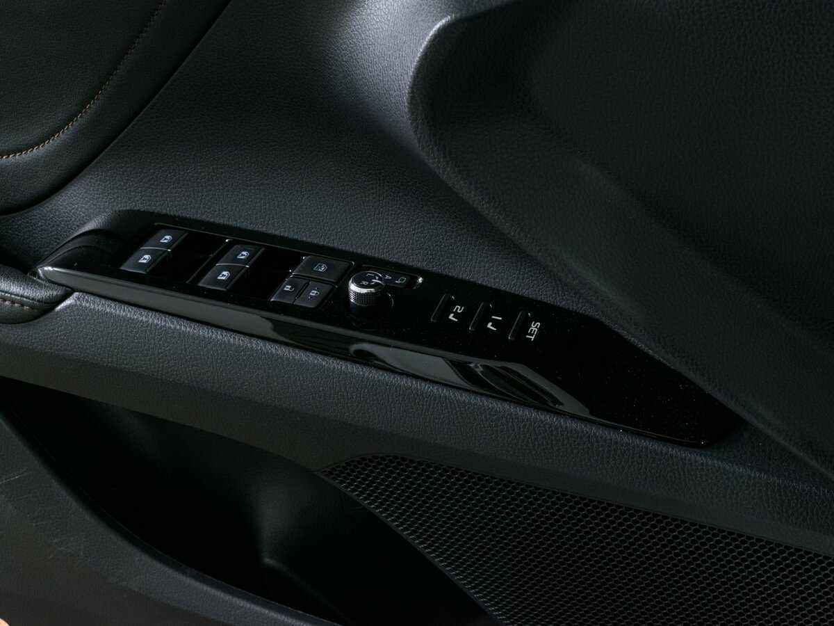 Toyota Camry, 2018 Фото №15