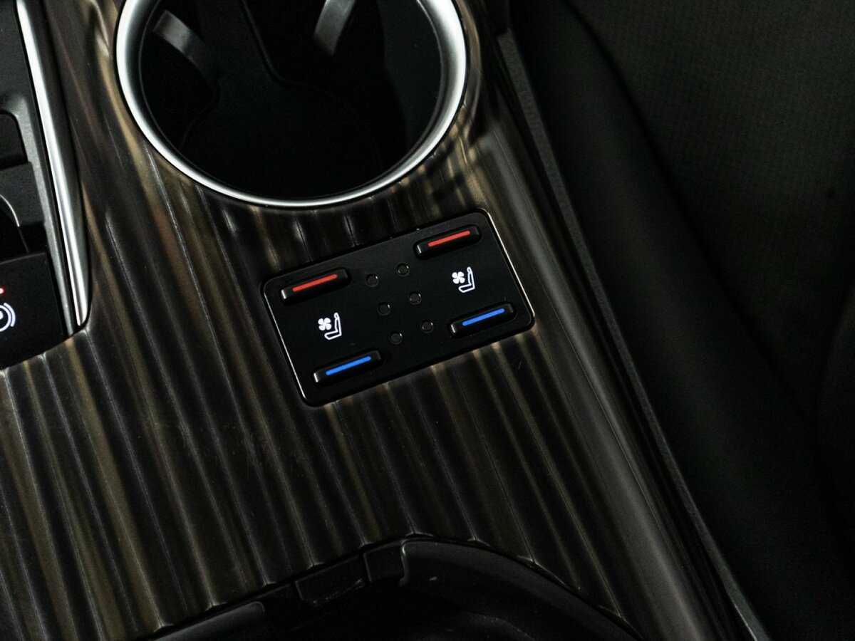 Toyota Camry, 2019 Фото №21