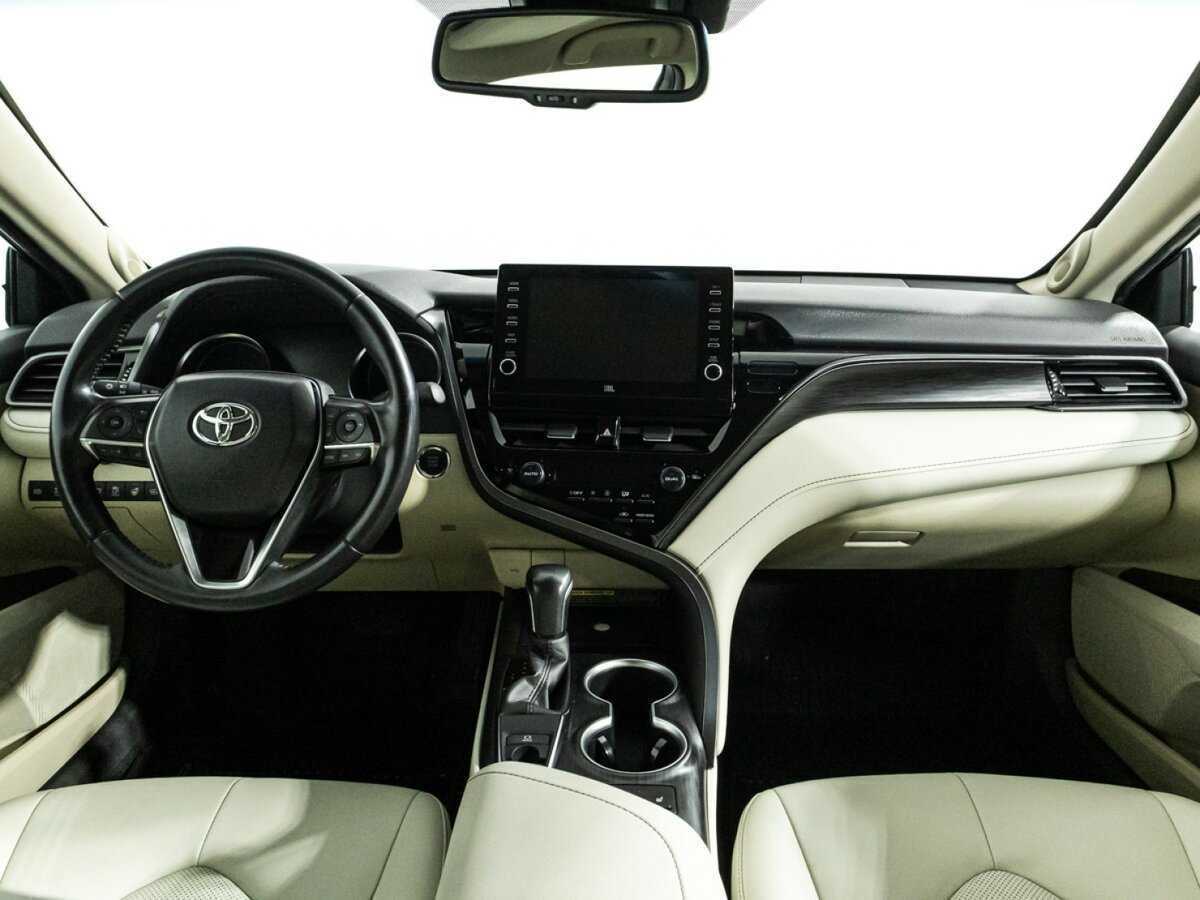 Toyota Camry, 2021 Фото №12