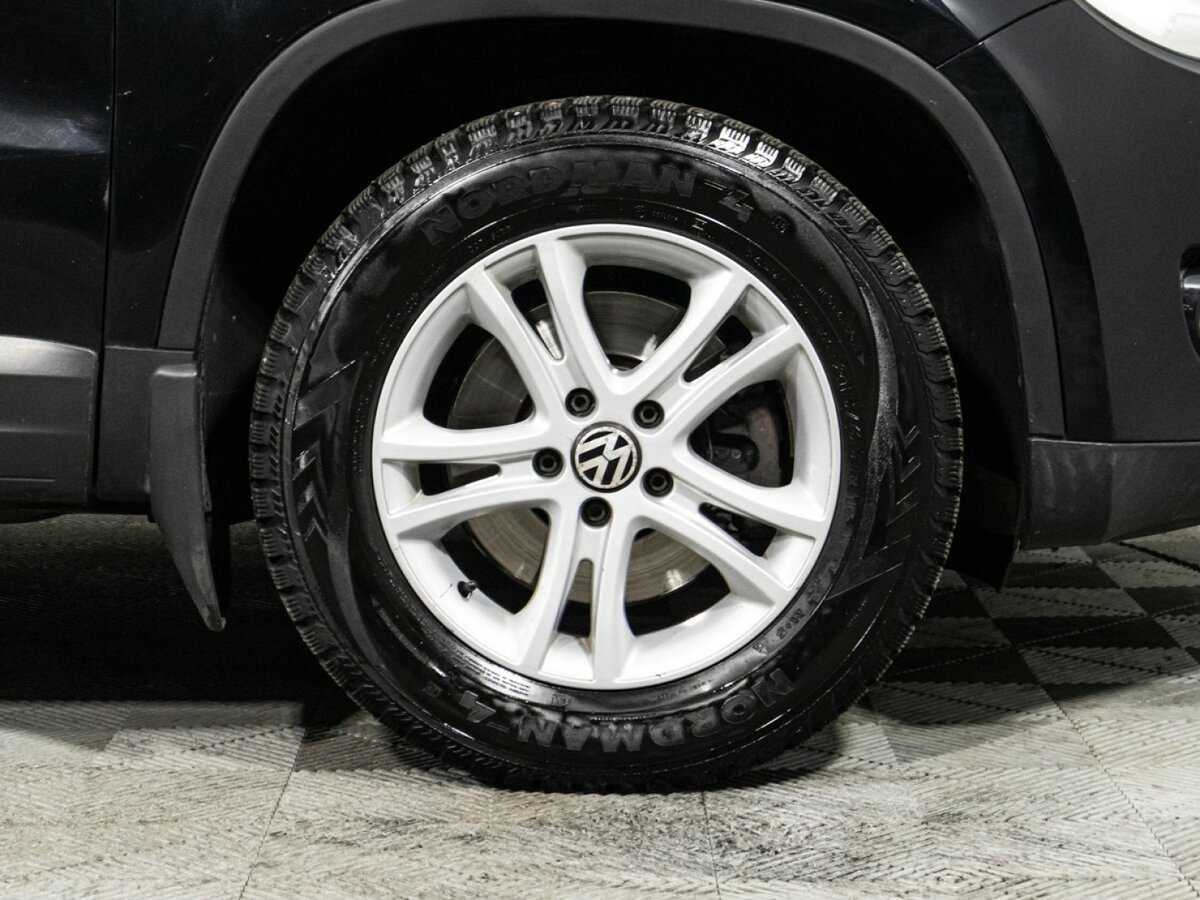 Volkswagen Tiguan, 2010 Фото №18