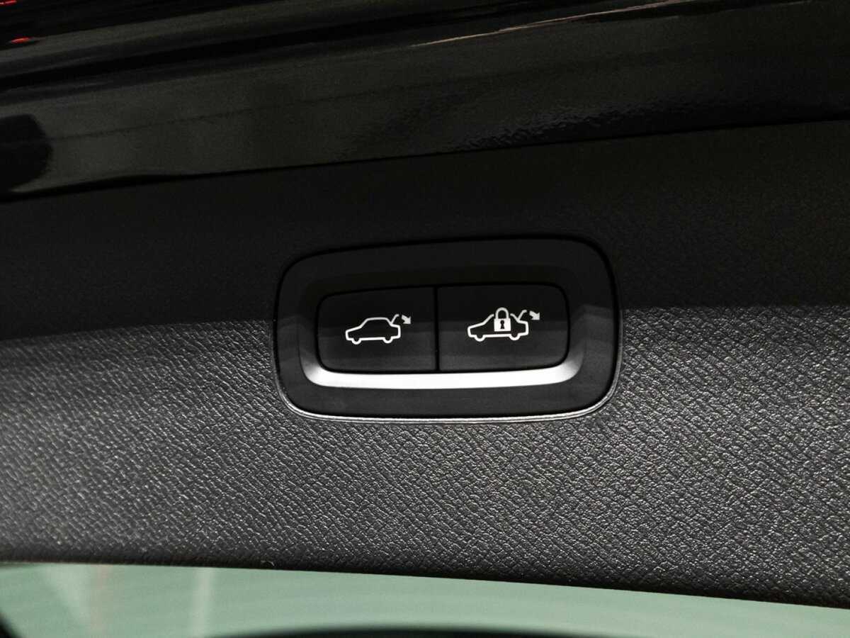 Volvo XC90, 2018 Фото №16