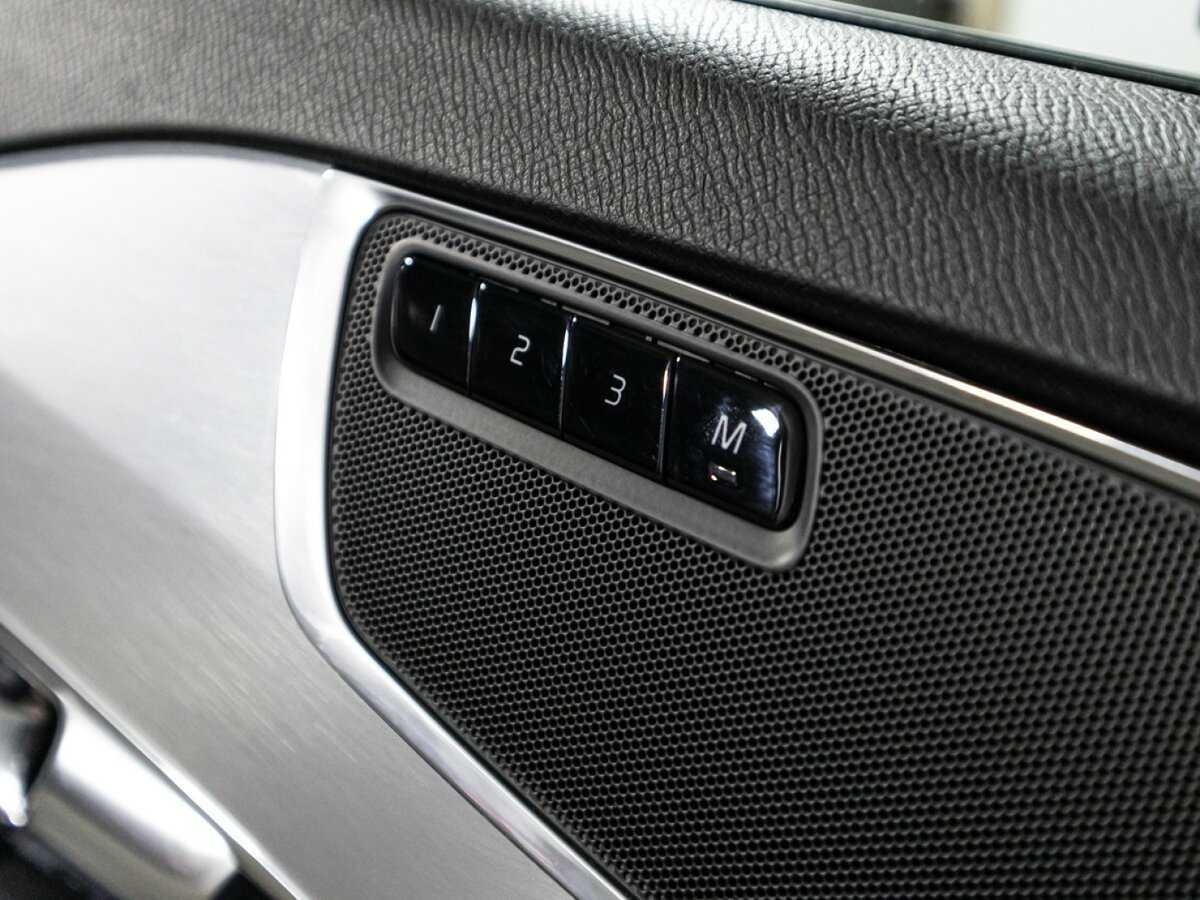 Volvo XC90, 2018 Фото №18