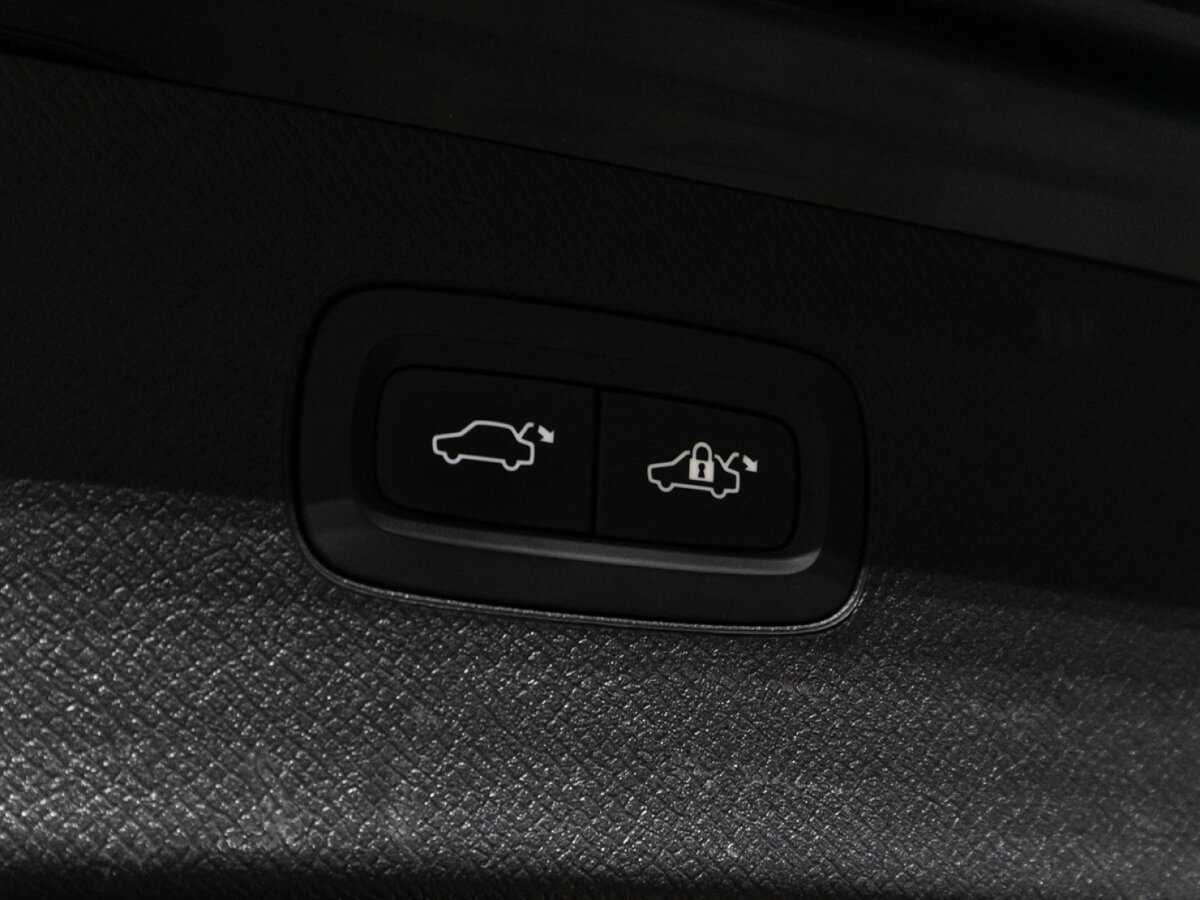 Volvo XC90, 2017 Фото №15