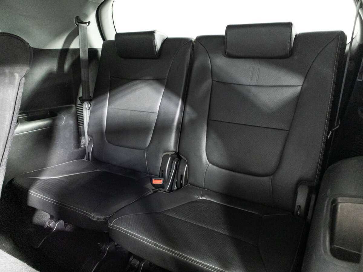 Kia Sorento, 2011 Фото №15