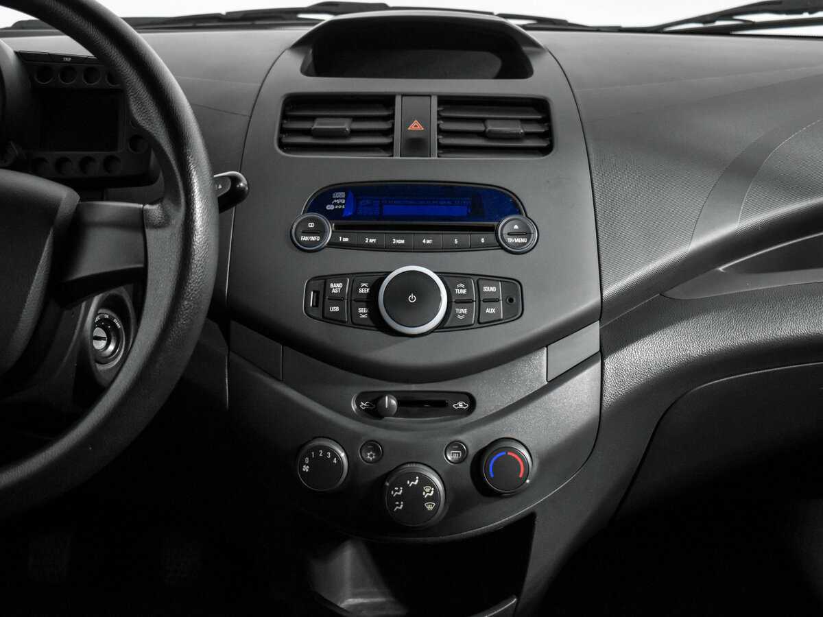 Chevrolet Spark, 2011 Фото №14