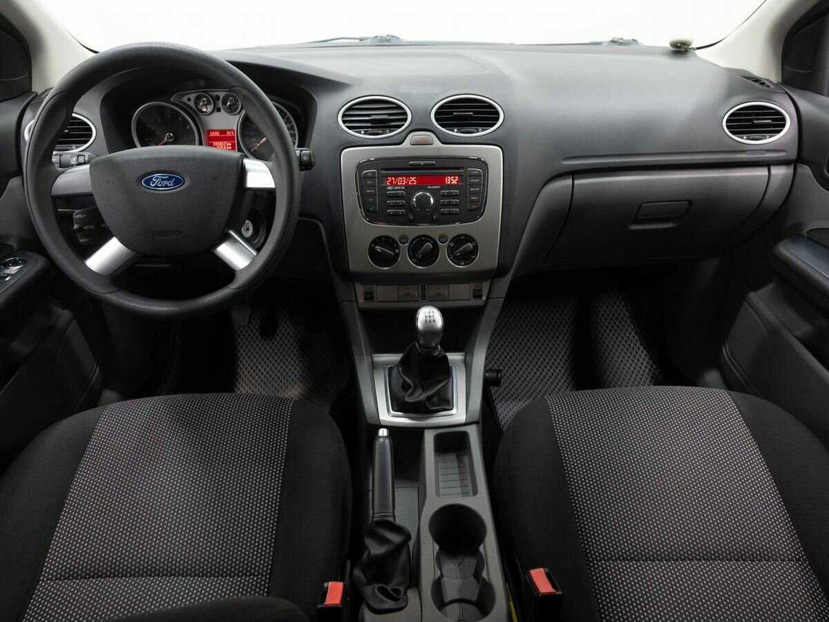 Ford Focus, 2011 Фото №14