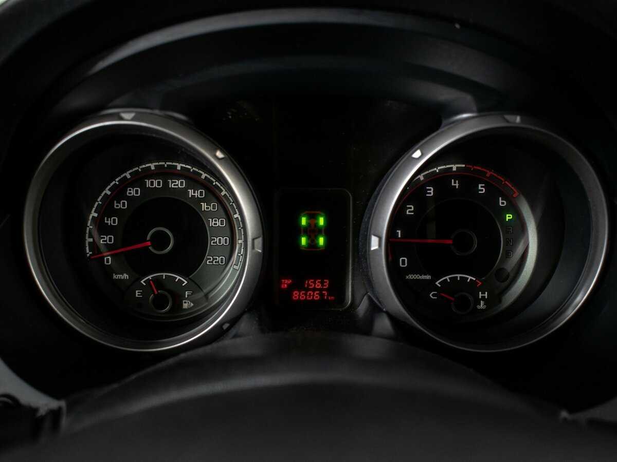 Mitsubishi Pajero, 2011 Фото №12