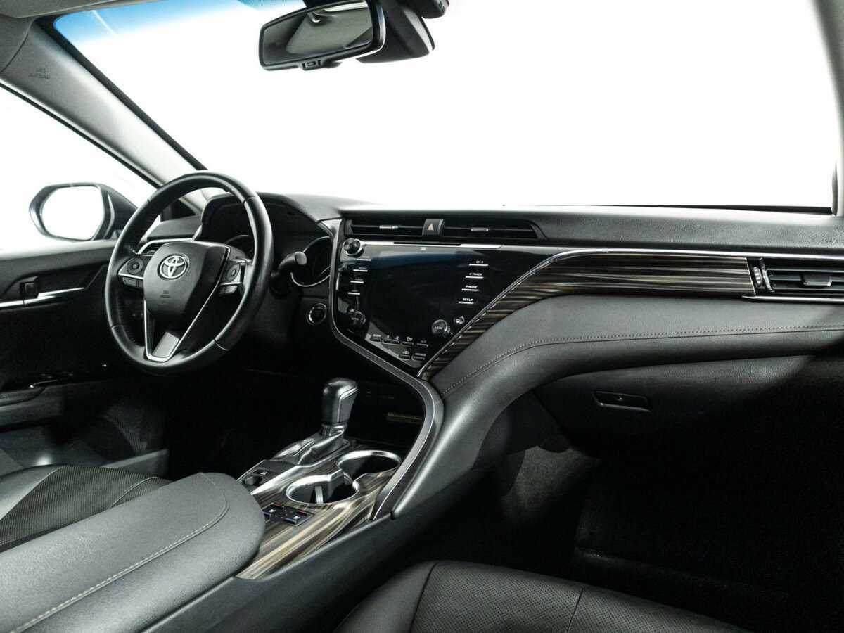 Toyota Camry, 2018 Фото №9
