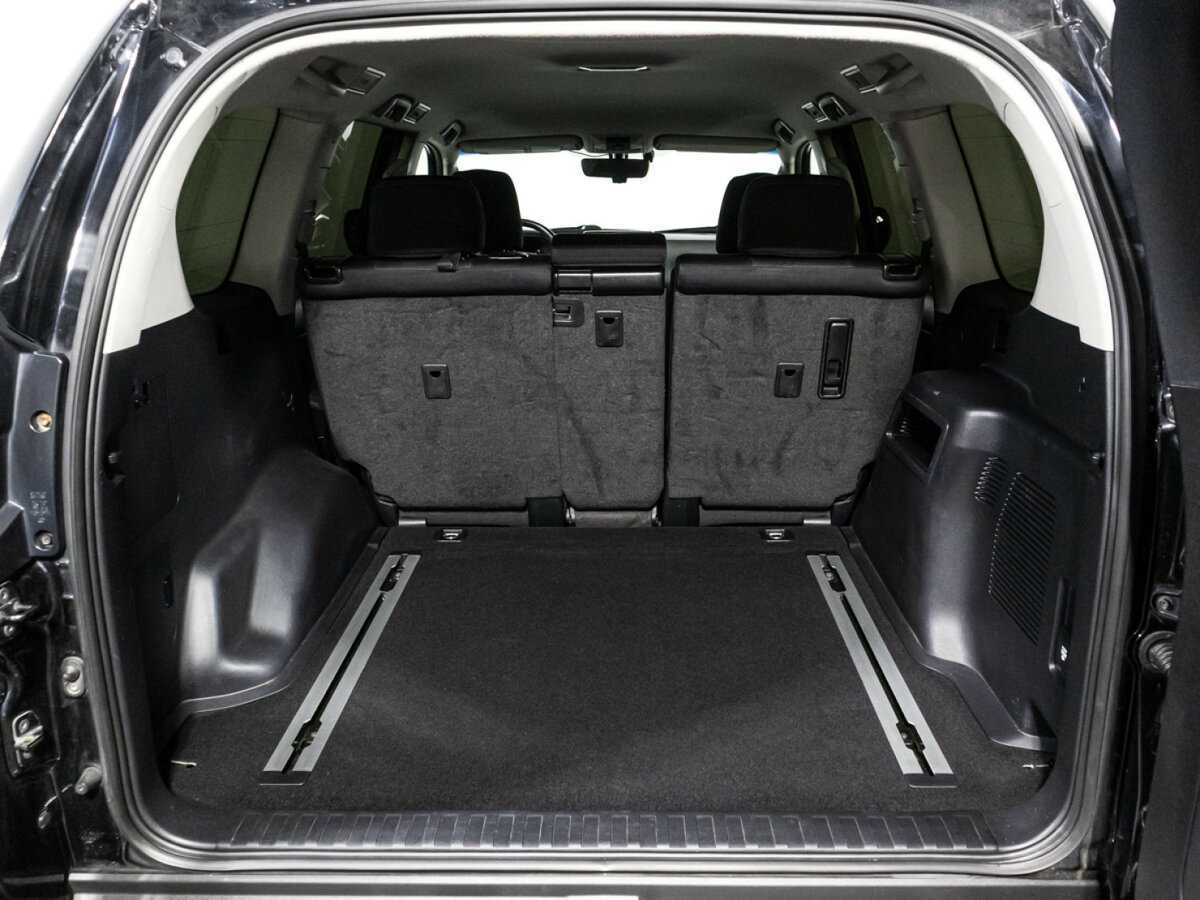 Toyota Land Cruiser Prado, 2017 Фото №12