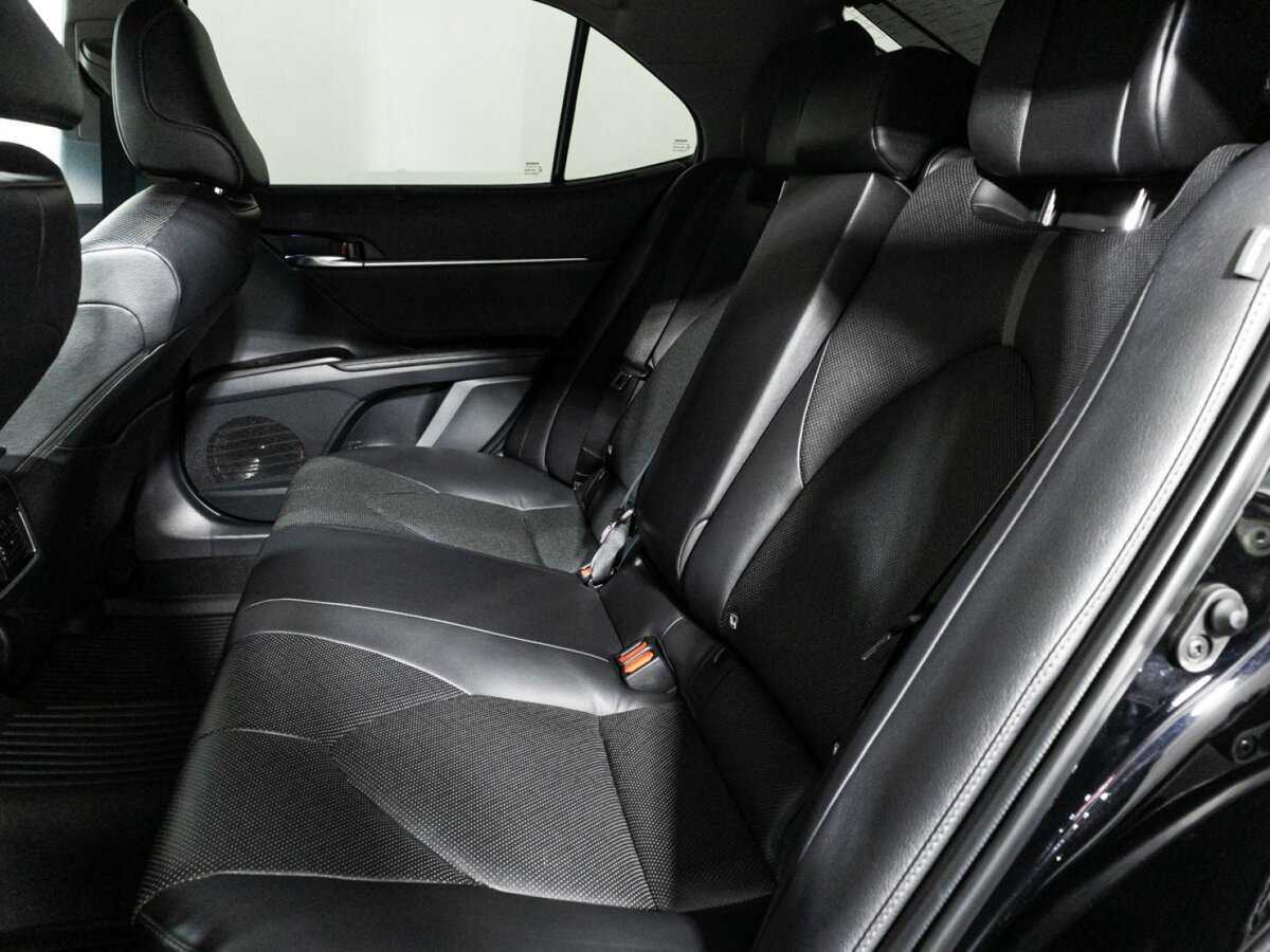 Toyota Camry, 2021 Фото №10