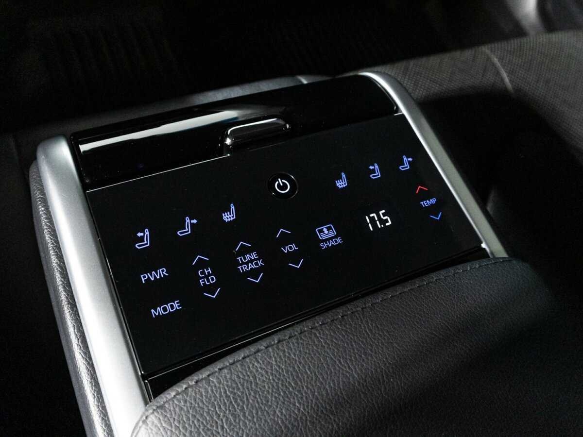 Toyota Camry, 2021 Фото №16