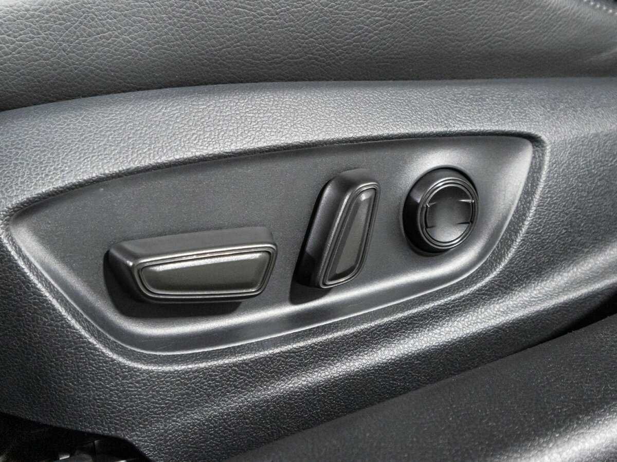 Toyota Camry, 2021 Фото №18