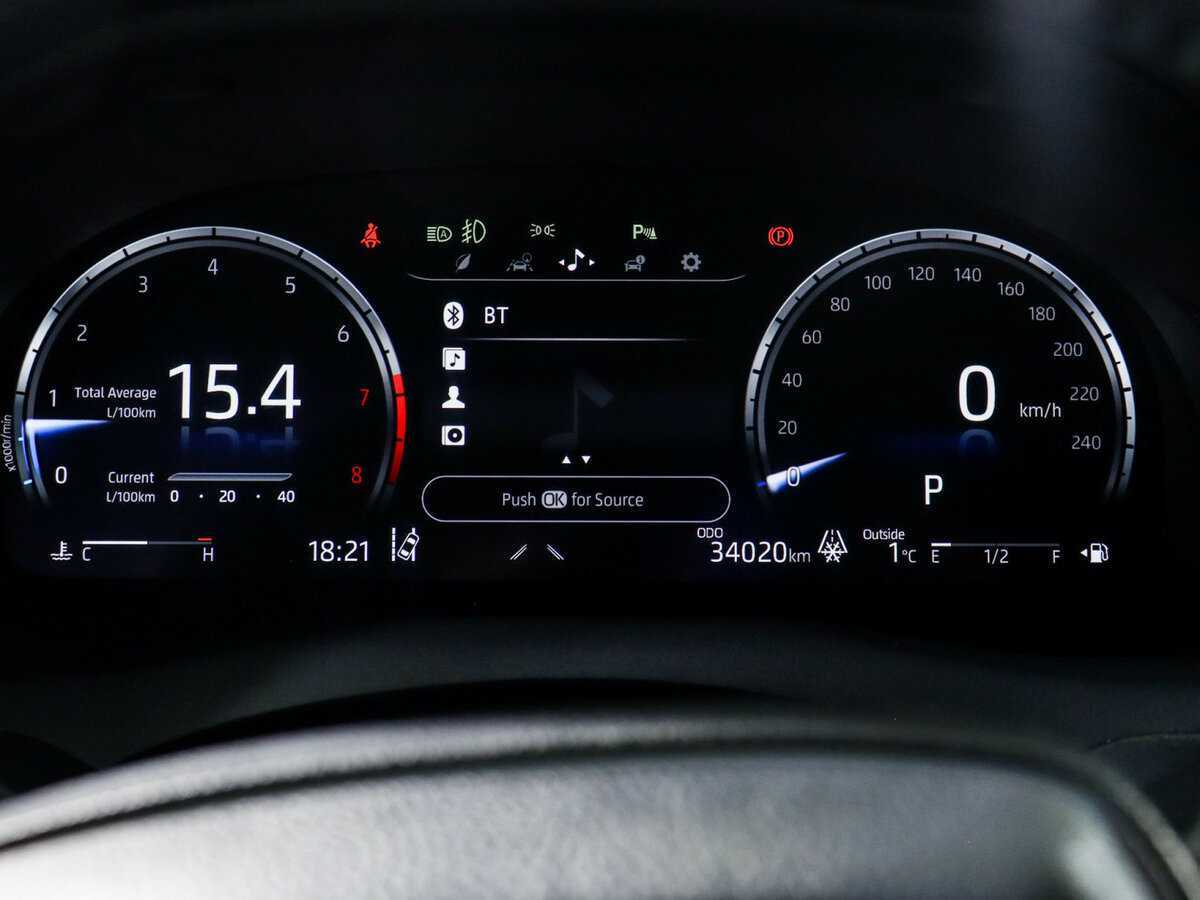 Toyota Camry, 2023 Фото №11