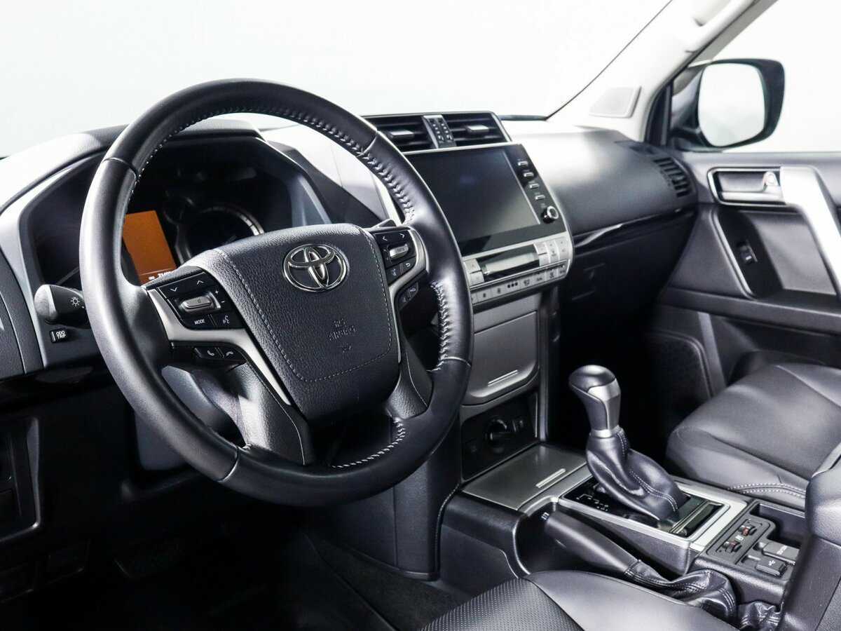 Toyota Land Cruiser Prado, 2022 Фото №11
