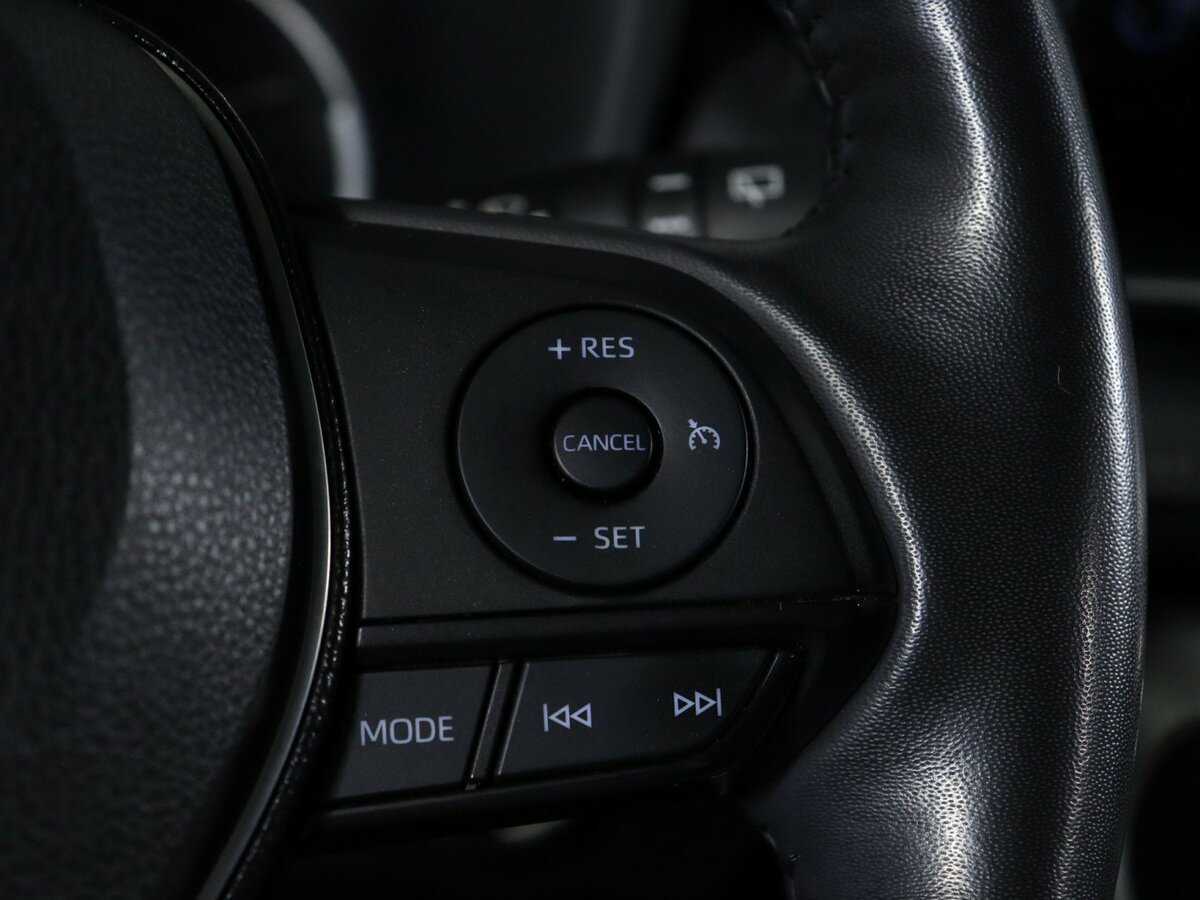 Toyota RAV4, 2021 Фото №17