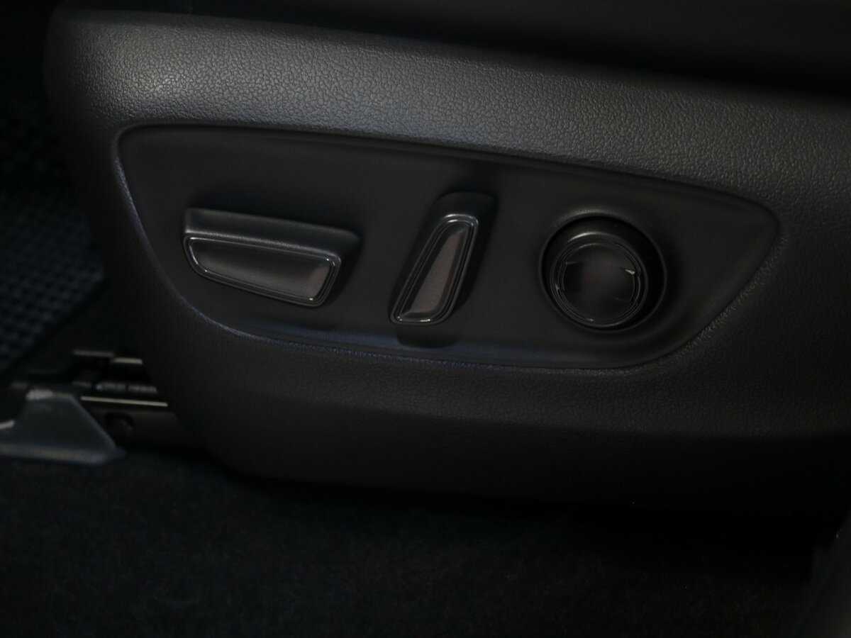 Toyota Land Cruiser, 2021 Фото №17