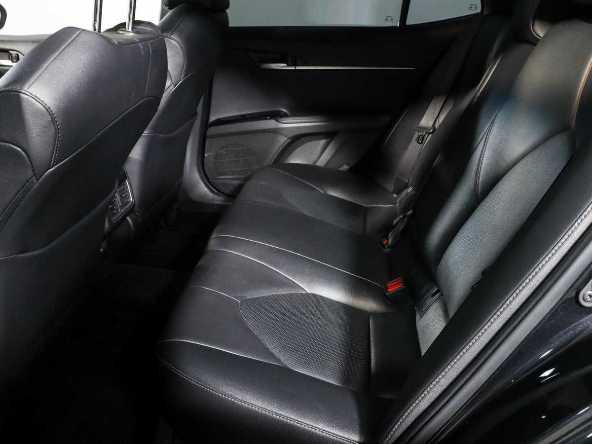 Toyota Camry, 2023 Фото №10