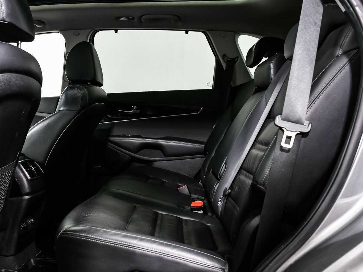 Kia Sorento, 2018 Фото №13